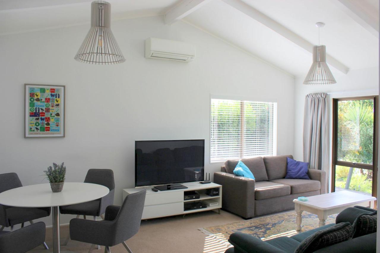 Bram'S Bach Villa Taupo Kültér fotó