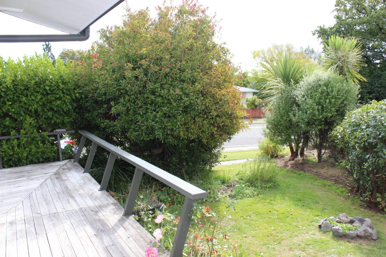 Bram'S Bach Villa Taupo Kültér fotó