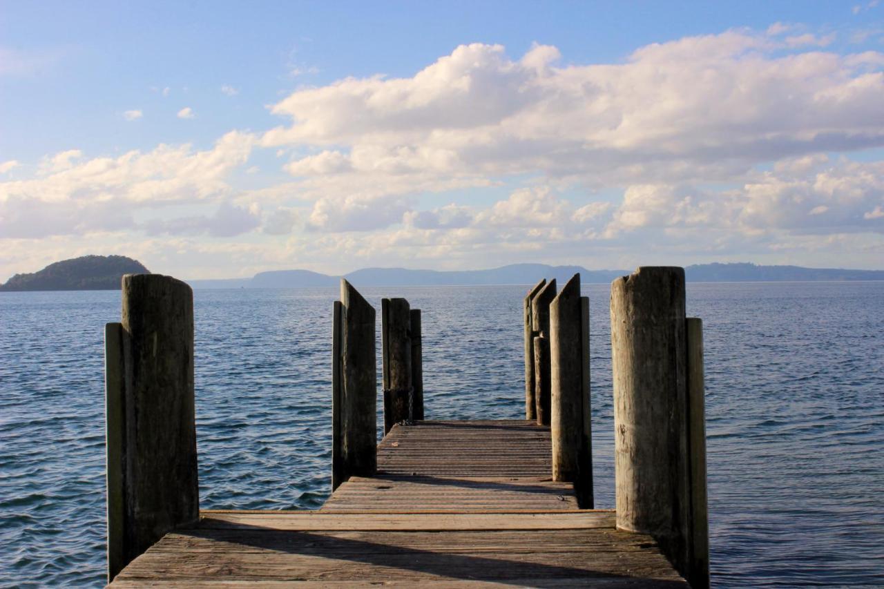 Bram'S Bach Villa Taupo Kültér fotó