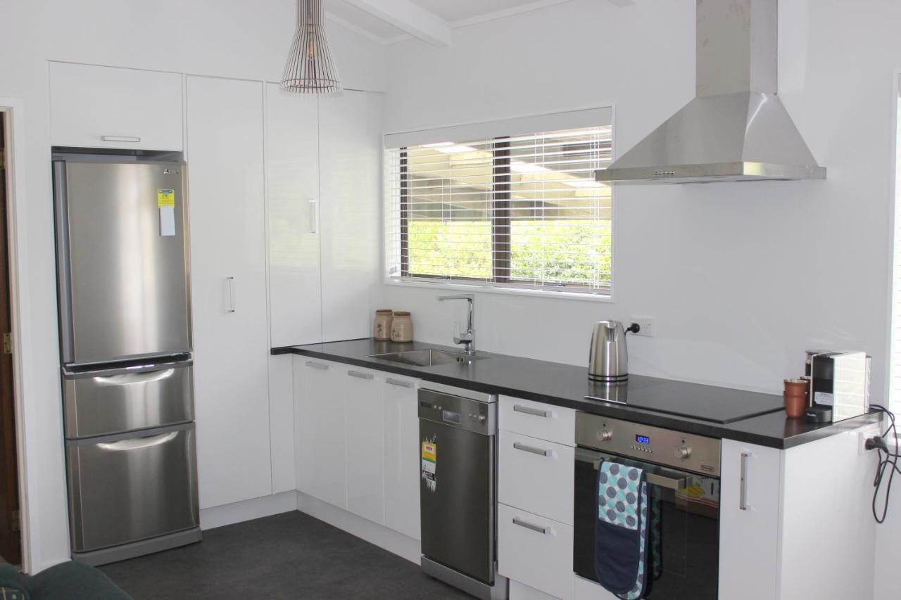 Bram'S Bach Villa Taupo Kültér fotó