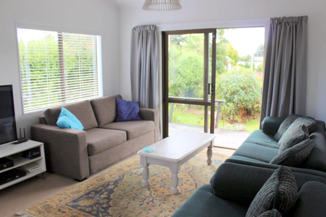 Bram'S Bach Villa Taupo Kültér fotó