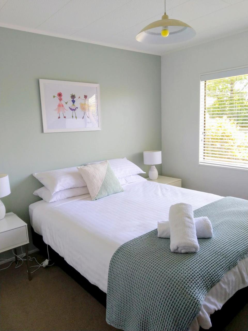 Bram'S Bach Villa Taupo Kültér fotó