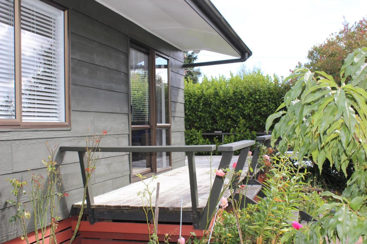 Bram'S Bach Villa Taupo Kültér fotó